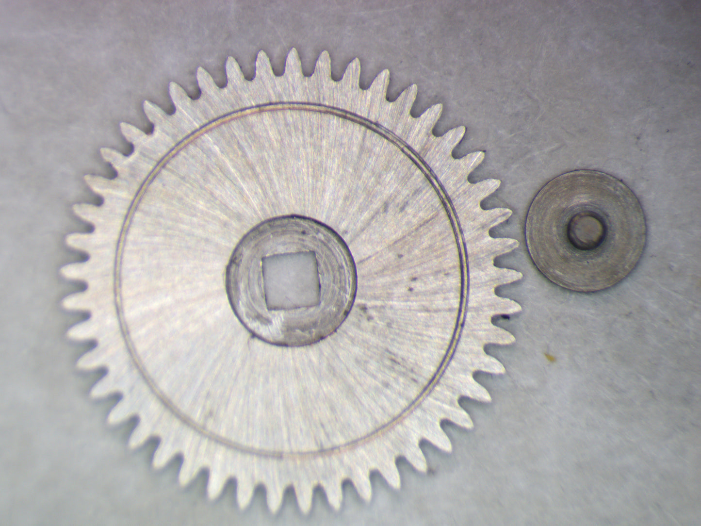 Zodiac 55 Peseux 330 0415 Ratchet wheel w/screw