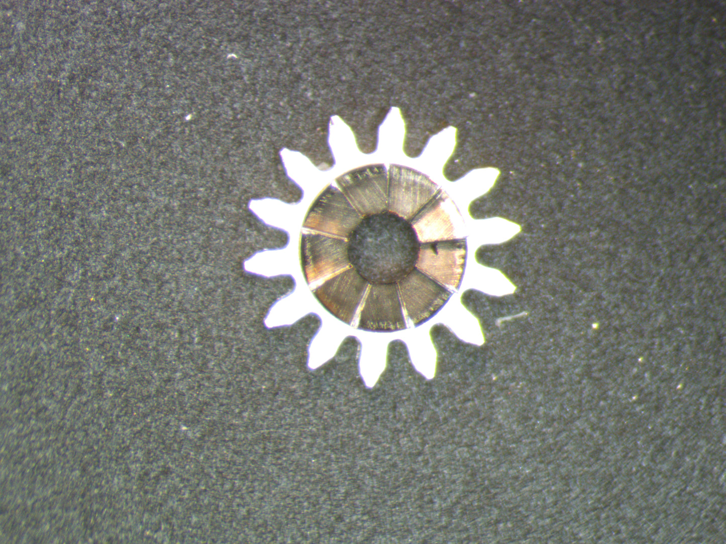 Longines 520 0410 Winding pinion