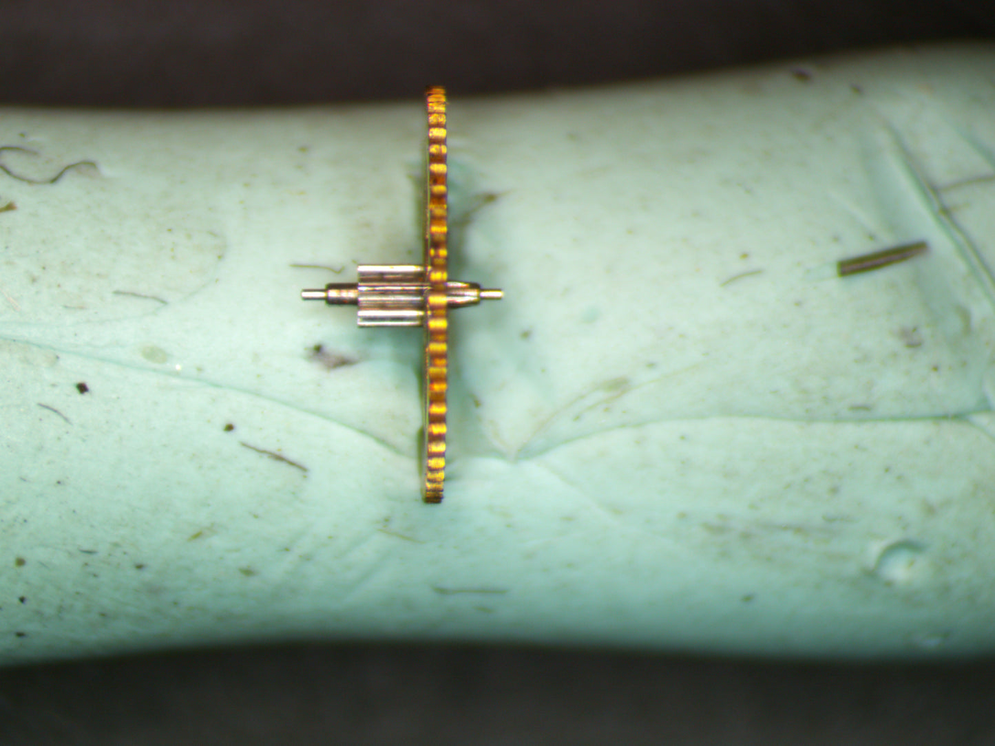 Universal Geneve 106 0225 Fourth wheel