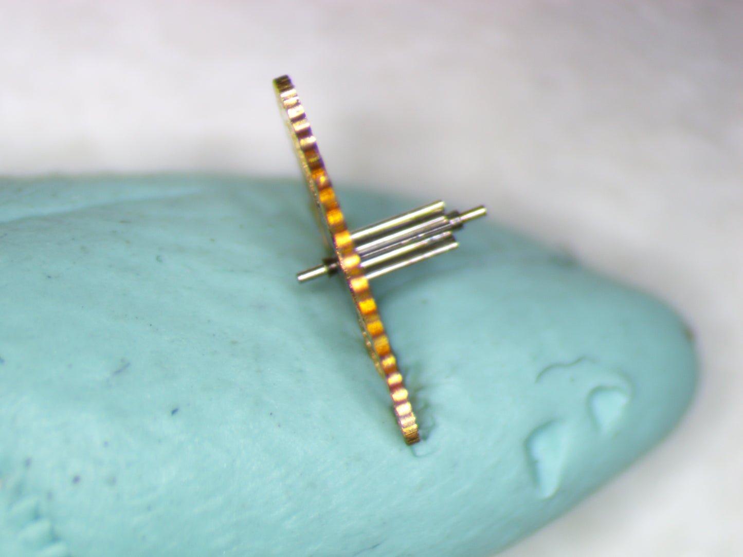 Girard-Perregaux 73 0225 Fourth wheel