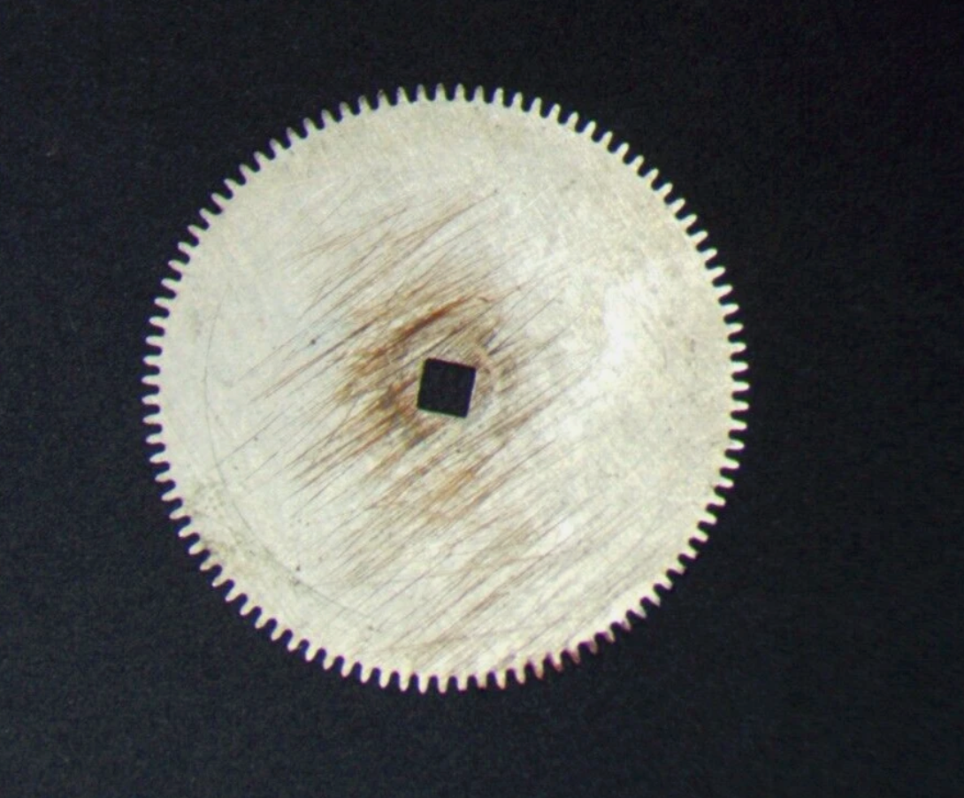 Omega Cal. 1012 Part 0415 Ratchet wheel