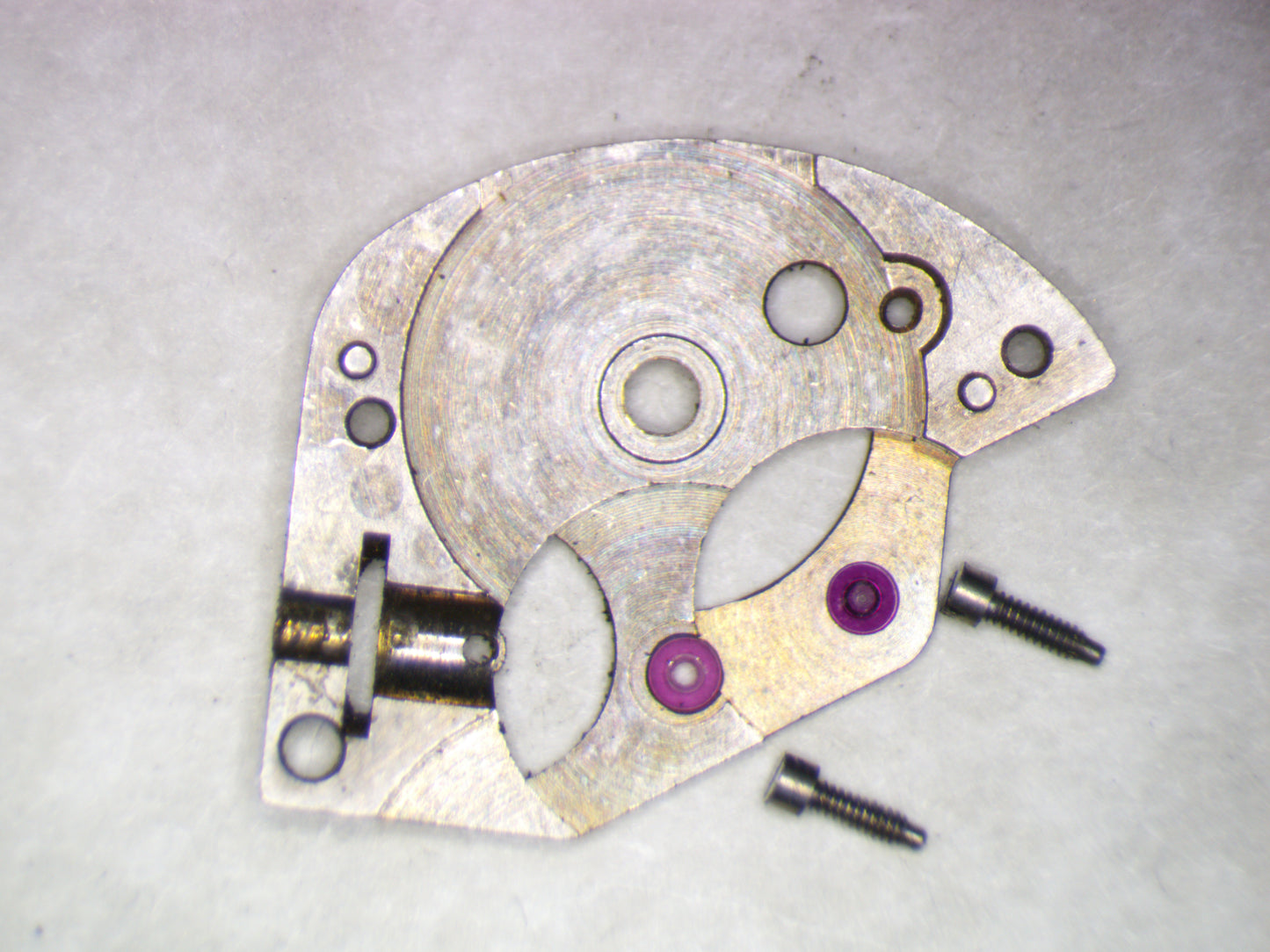 Omega R13.5 1001 Barrel bridge w/screws