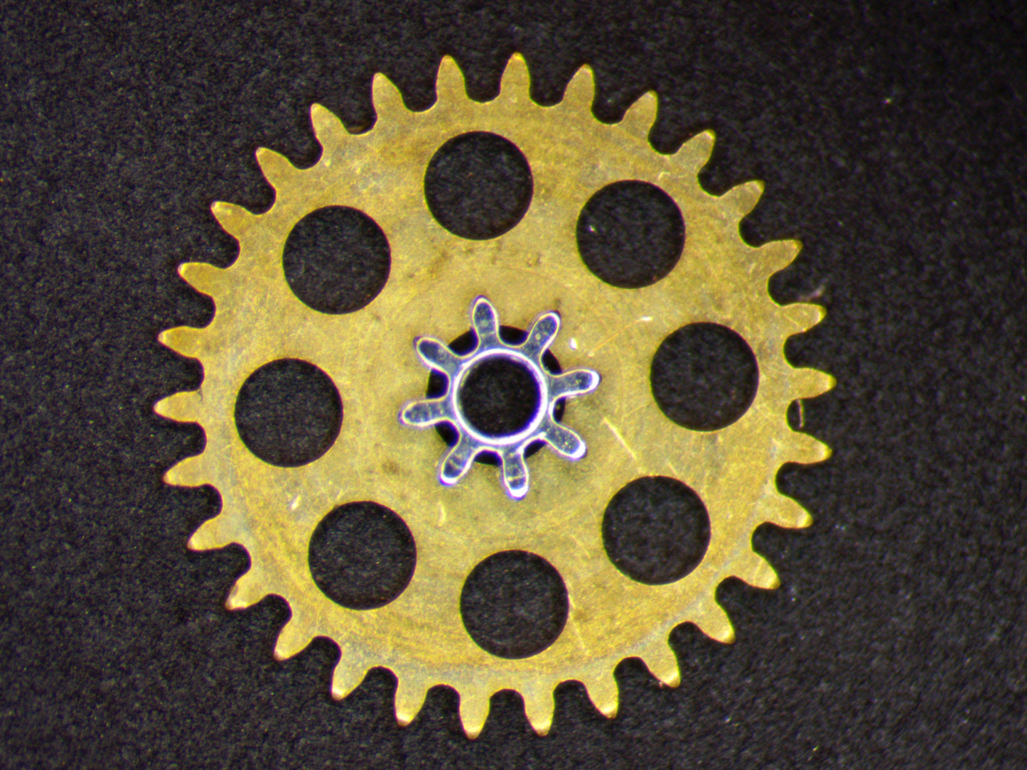 Benrus DN2F ETA 1281 0260 Minute wheel