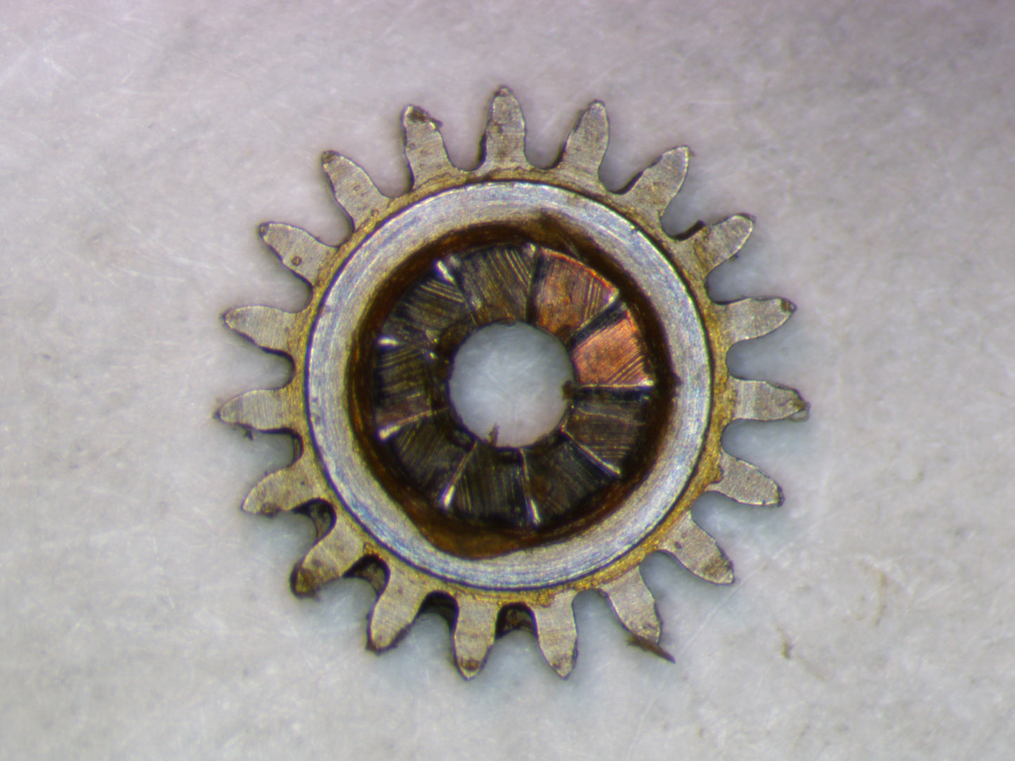 Longines 4LL 0410 Winding pinion