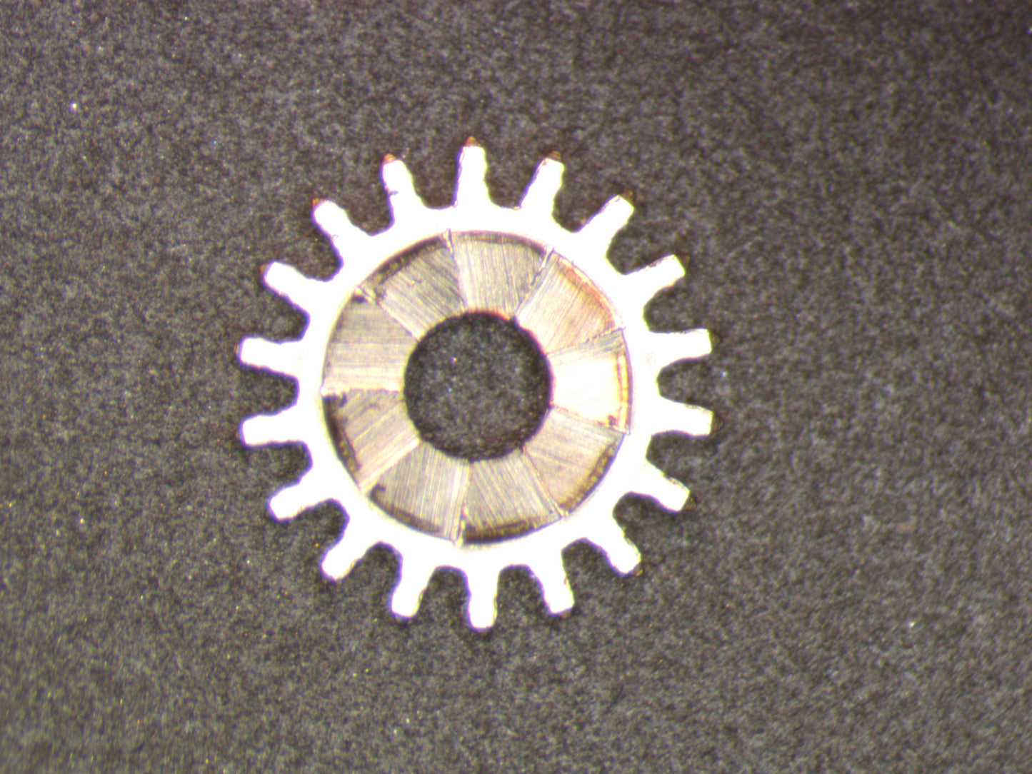 Benrus FE2D5 ETA 2451 0410 Winding pinion