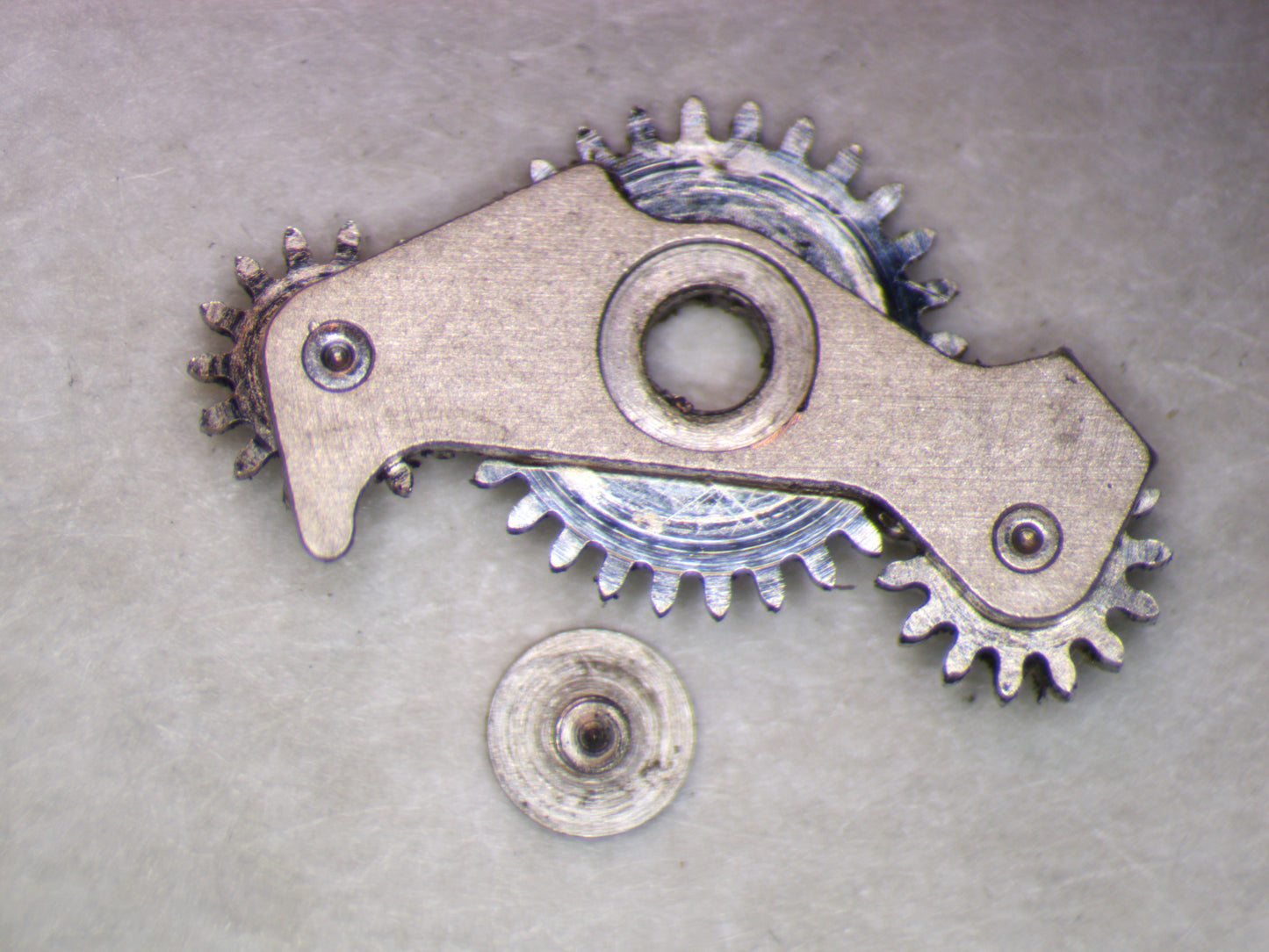 Longines 350 0437 Rocking Bar w/screw