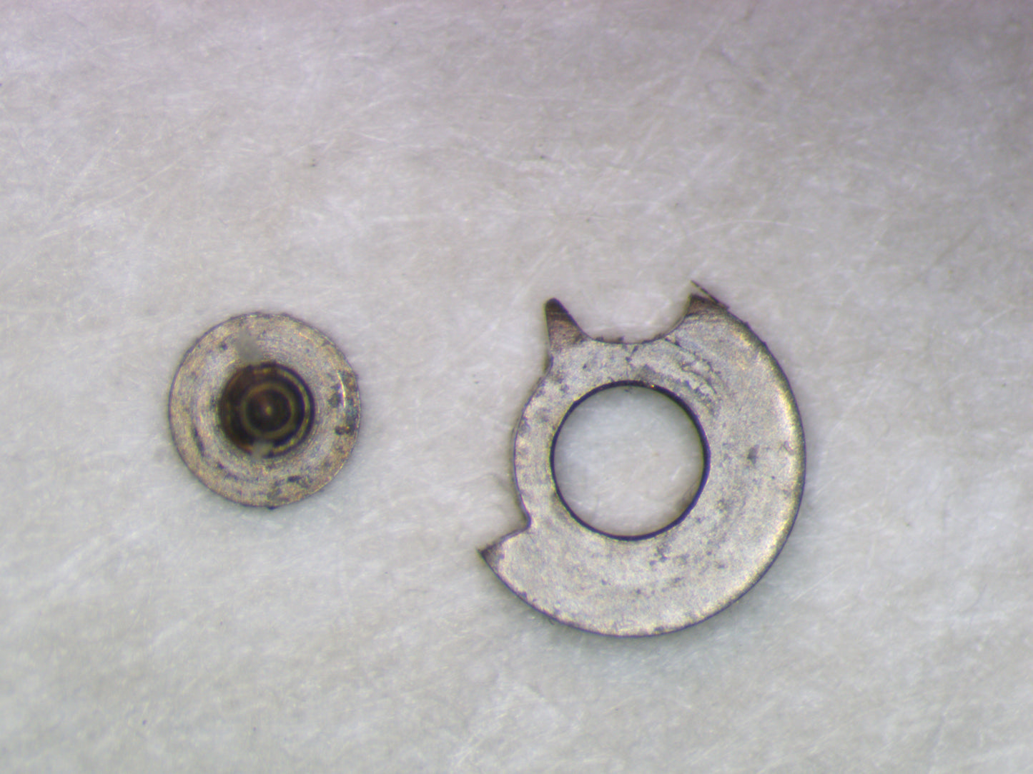 Omega 484 1104 Click w/screws