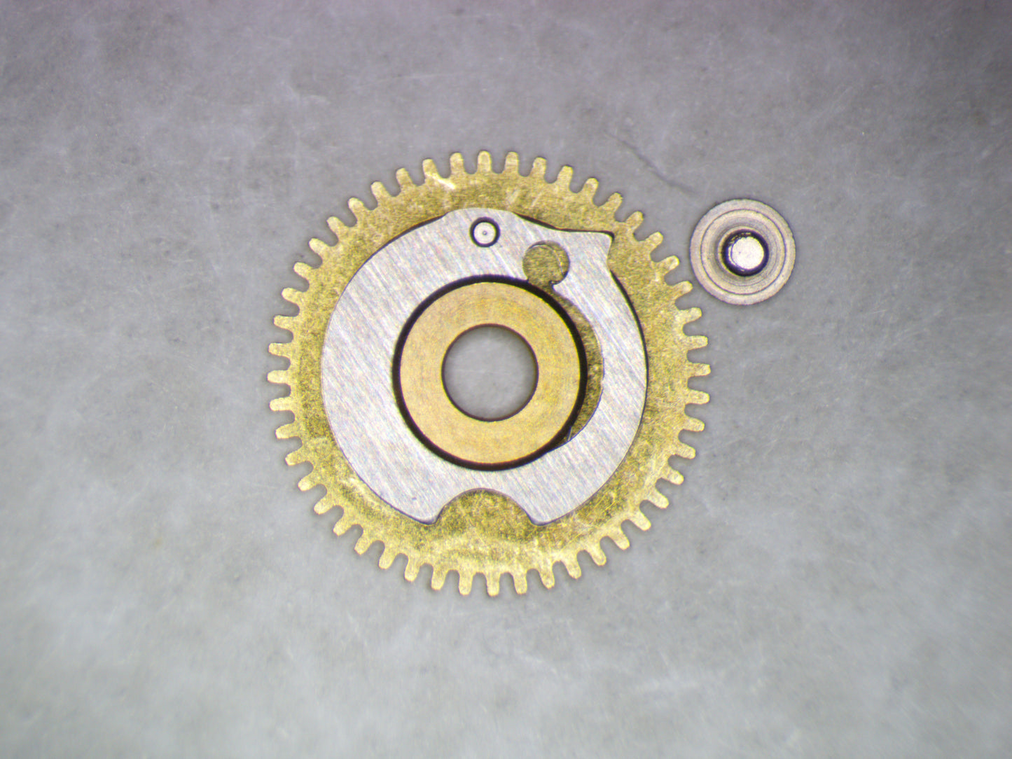 Valjoux 7734 2556 Date indicator driving wheel w/screw