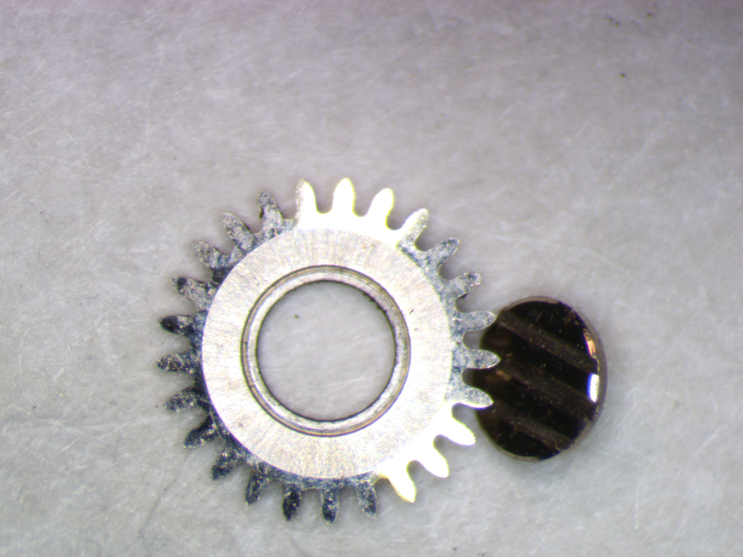 Longines 320 0420 Crown wheel w/screw