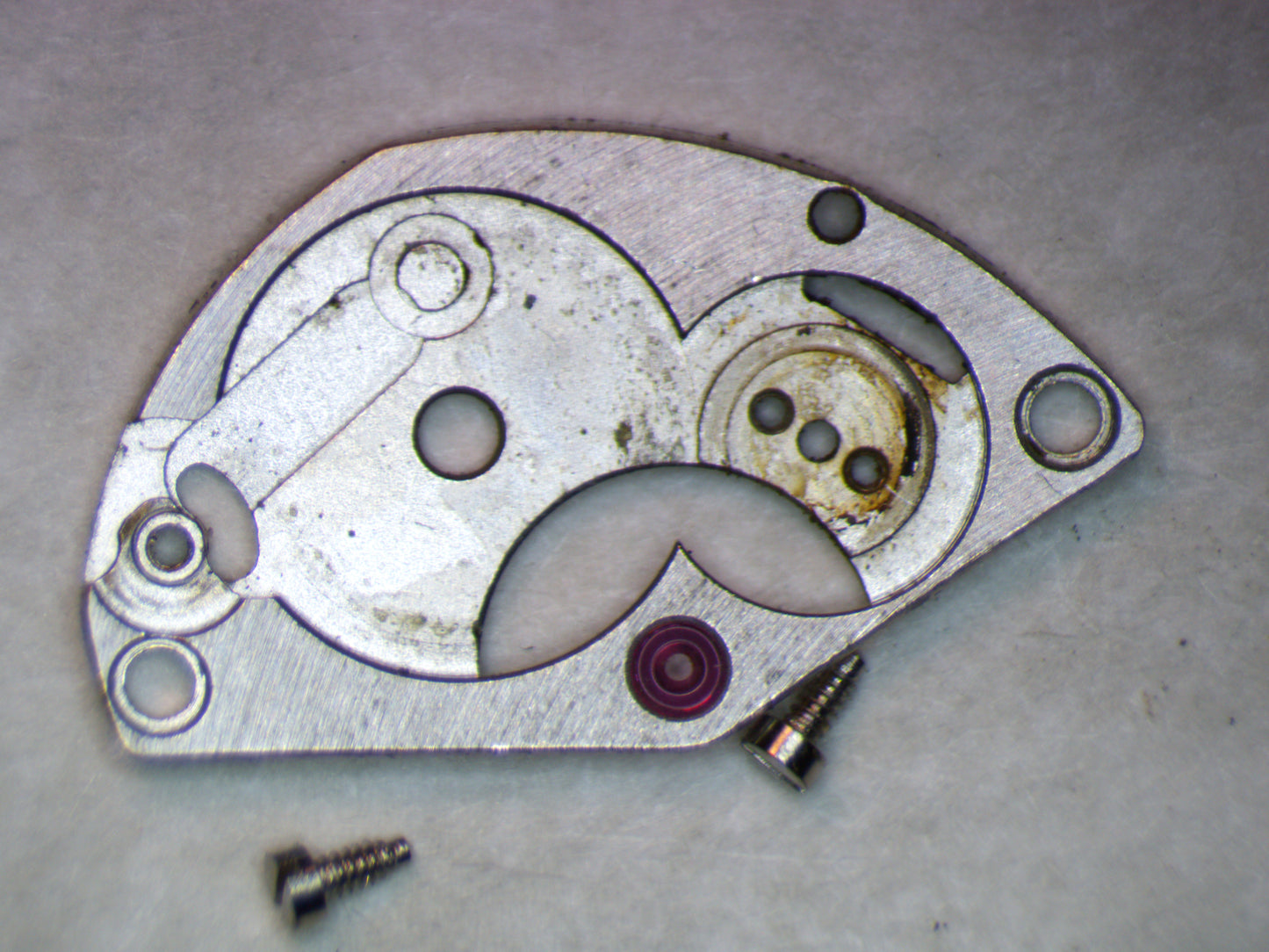 Longines Cal. 5602 0105 Barrel Bridge w/screws