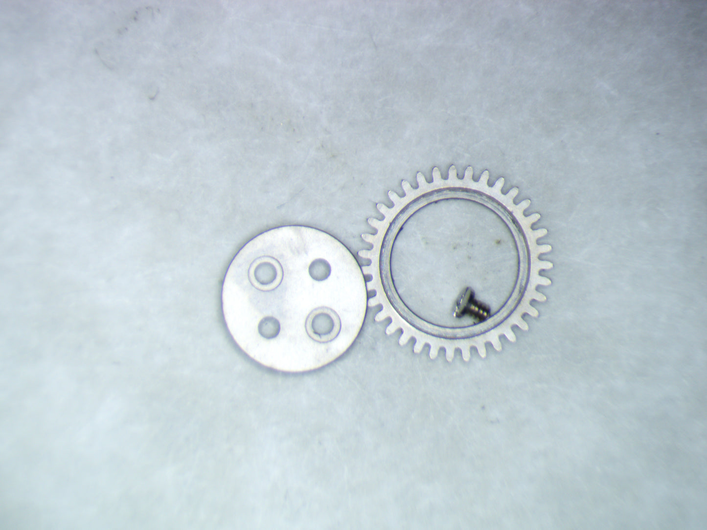 Omega 1481 1101 Crown wheel w/insert w/screw