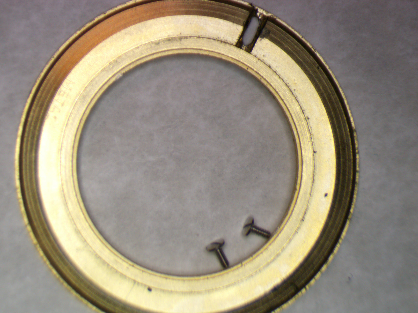 Longines 19.4 Case ring w/screws