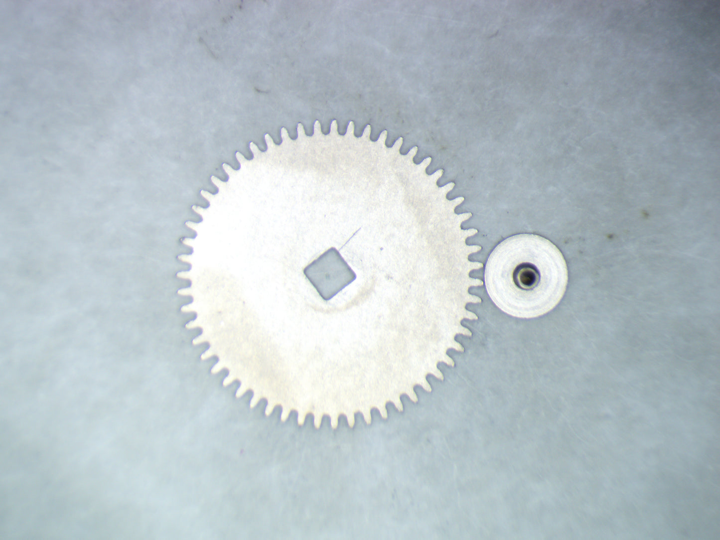 Omega 1481 1100 Ratchet wheel w/screw