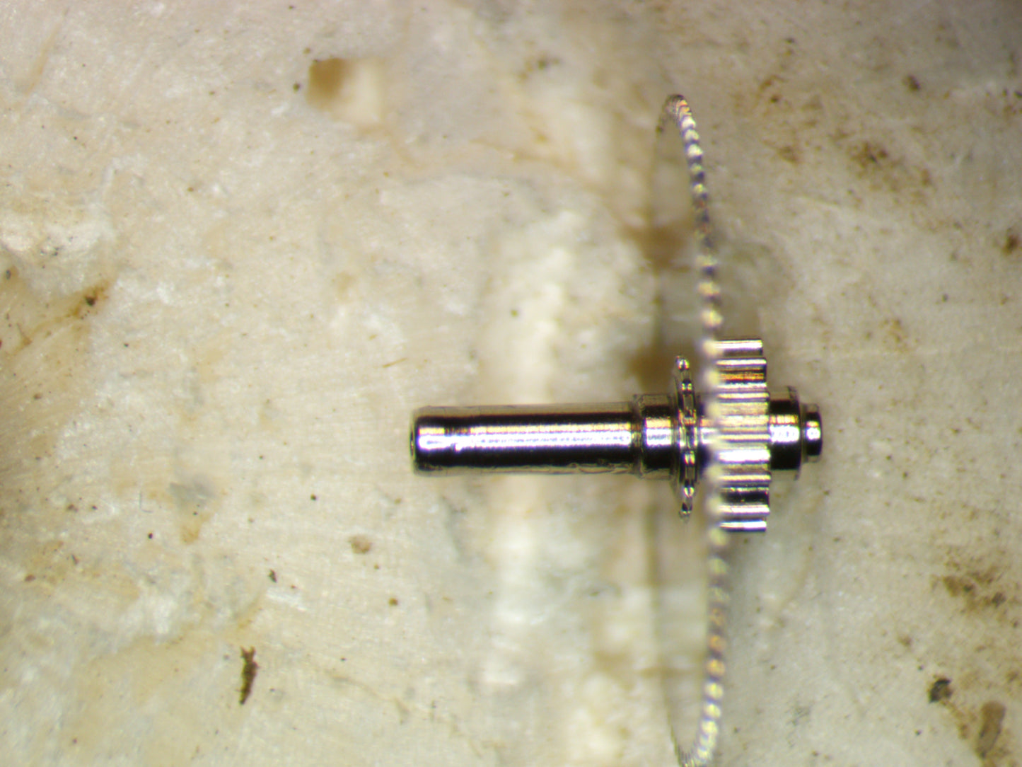 Seiko NH39A 224185 Center Wheel