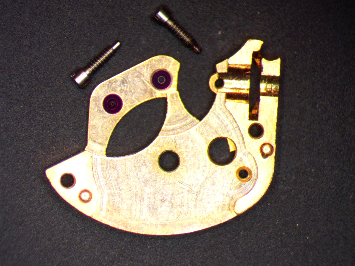 Omega Cal. 212 0106 Barrel and train wheel bridge w/screws