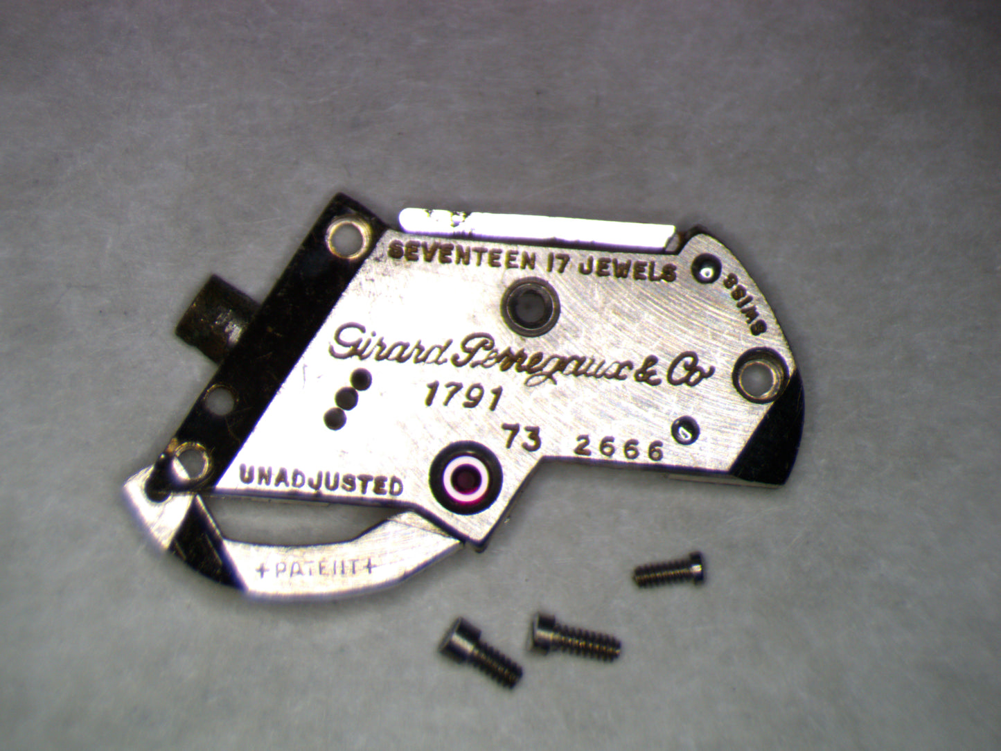 Girard-Perregaux 73 0105 Barrel Bridge w/screws