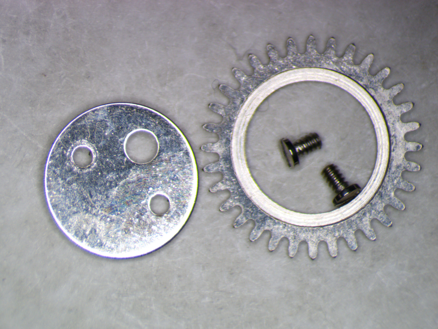 Valjoux 7734 0420 Crown wheel w/screws