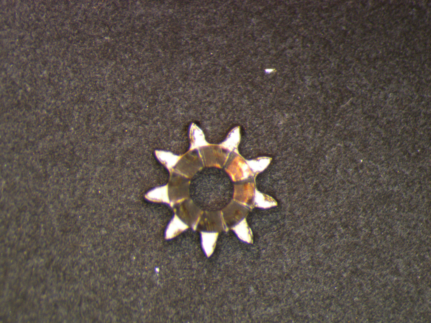 LeCoultre 818/2 0410 Winding pinion