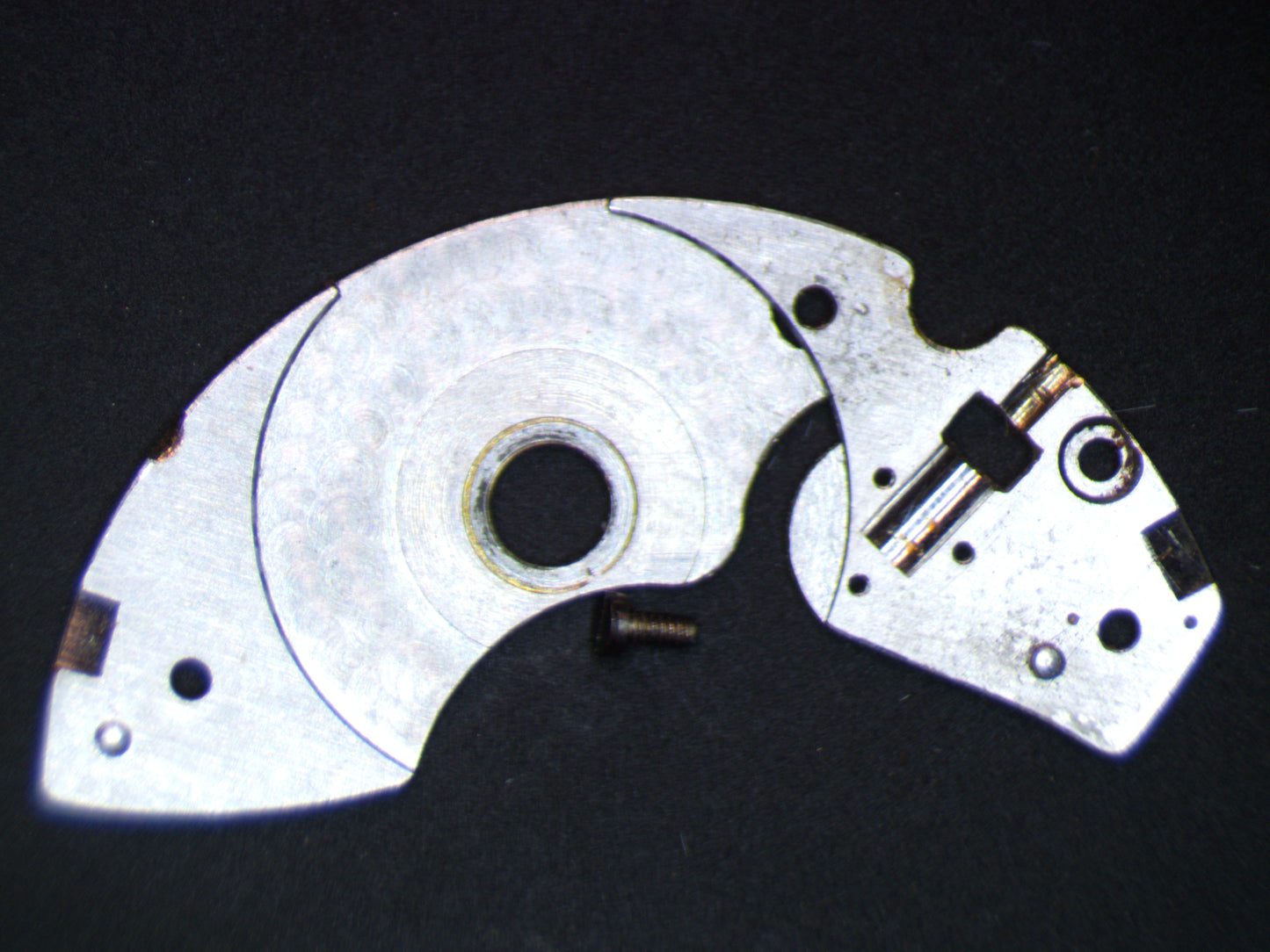 Audemars Piguet Cal. 2003 0105 Barrel Bridge w/screw