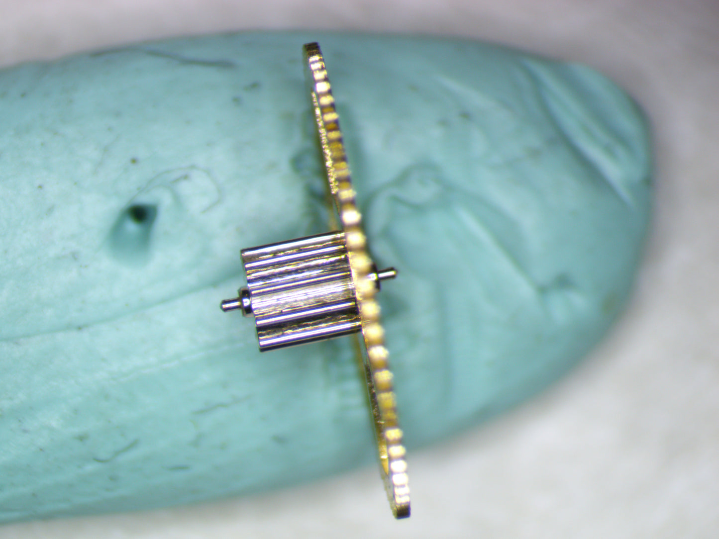 Valjoux 7734 0210 Third Wheel