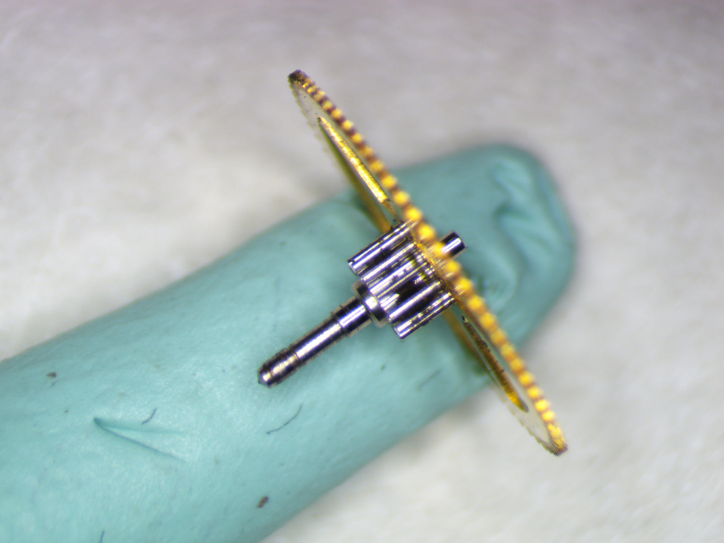 Longines 528 0201 Center Wheel