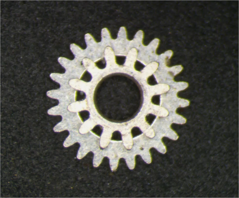 Seiko 7019A 817004 Intermediate date wheel