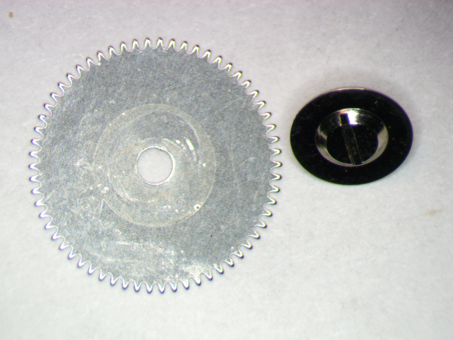Seiko 7S26A 0285013 Ratchet wheel w/screw
