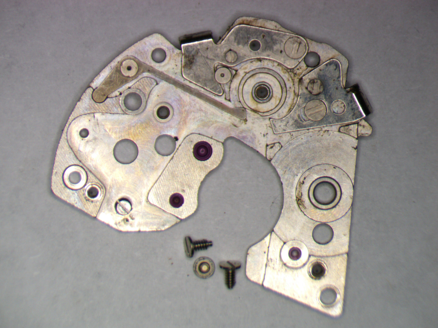 Seiko 6139A 21j 112523 Barrel and train wheel bridge w/screws