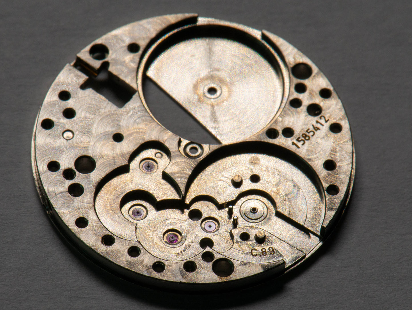 IWC 89 0100 Main Plate w/screws