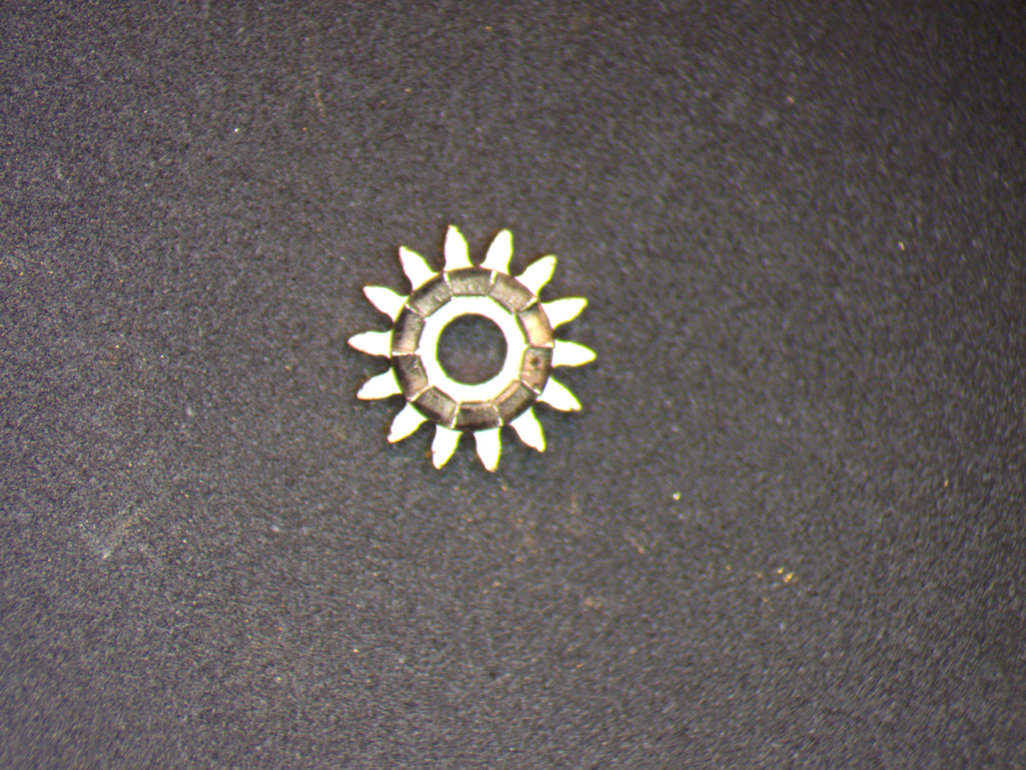 Girard-Perregaux 03 0410 Winding pinion