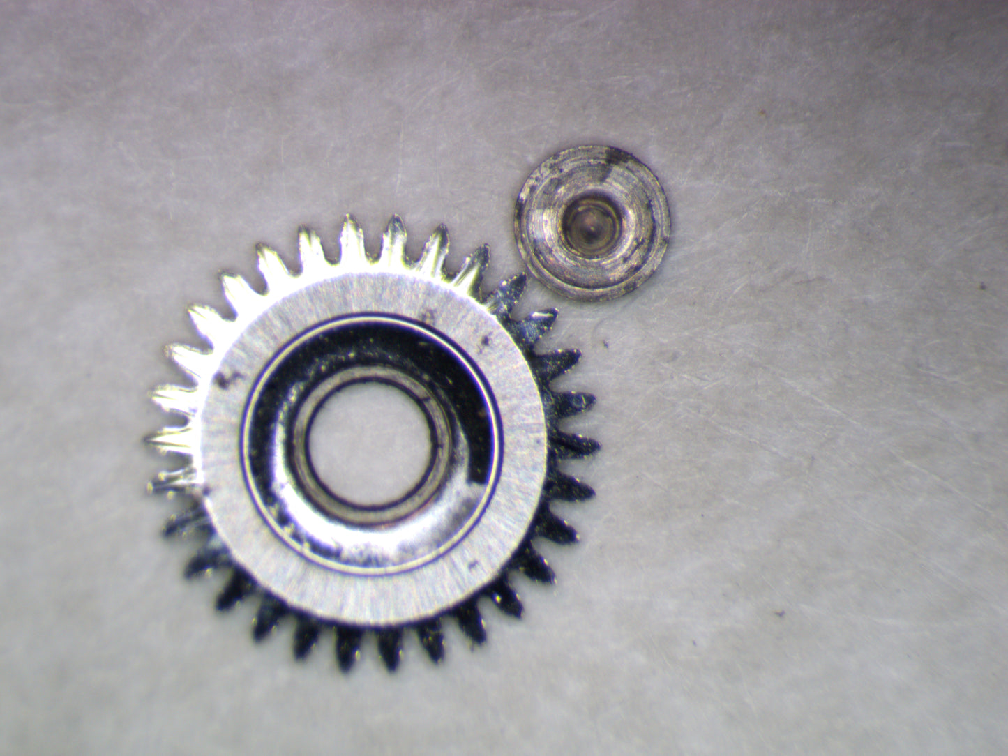 Longines 8NS 0420 Crown wheel w/screw