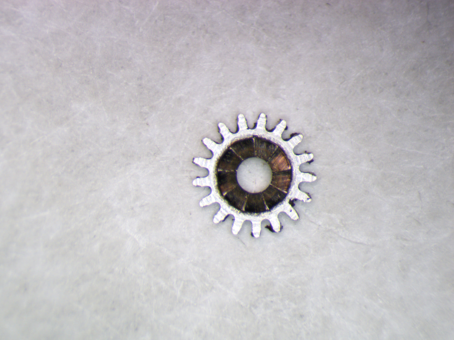 Longines 370 0410 Winding pinion