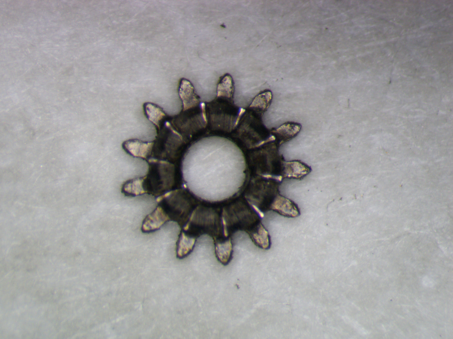 Landeron 51 0410 Winding pinion