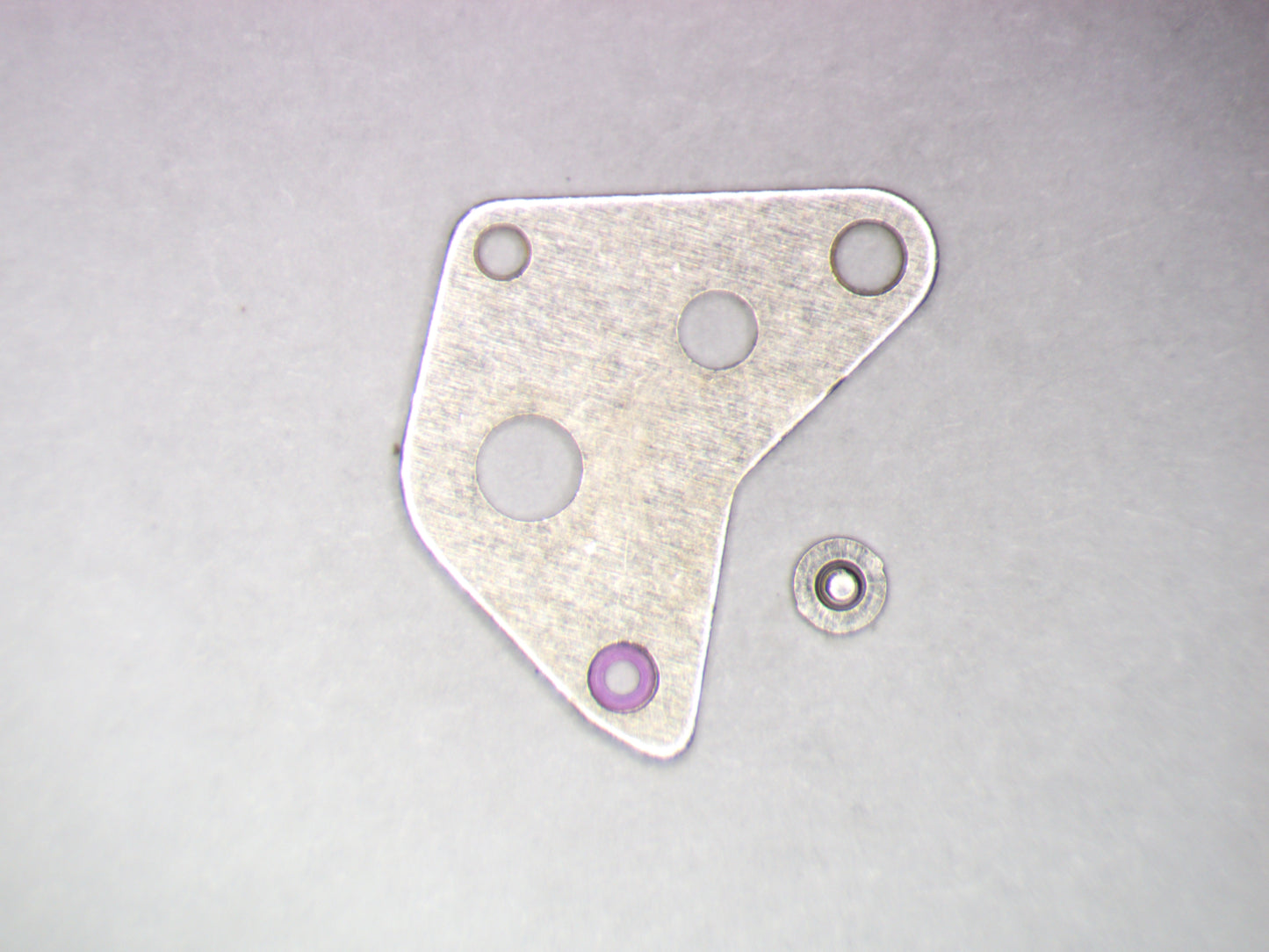 Seiko NH36A 122302 Center Wheel Cock/Bridge w/screw