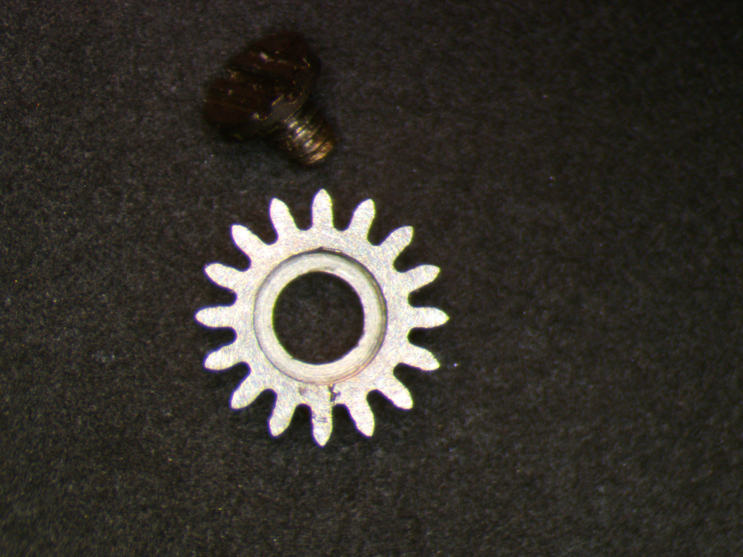 IWC Cal. 431 0420 Crown wheel w/screw
