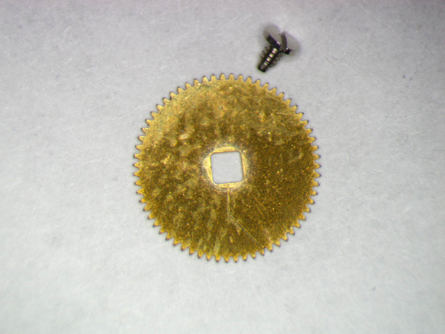 Hamilton 827 ETA 2789-1 0415 Ratchet wheel w/screw