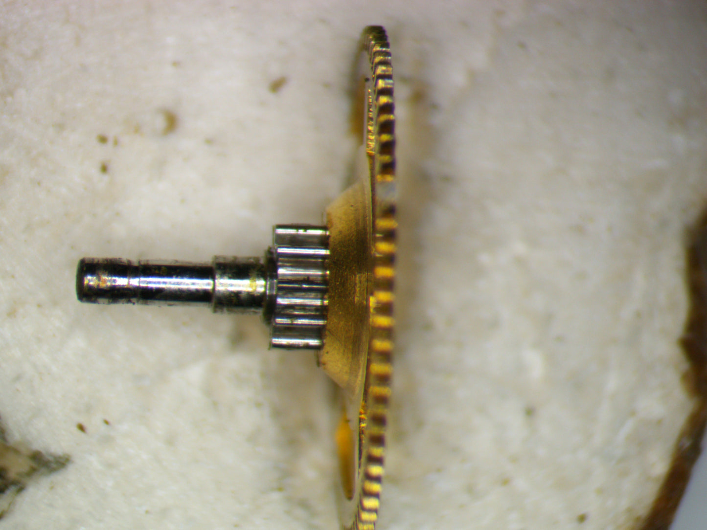 IWC 852 0201 Center Wheel