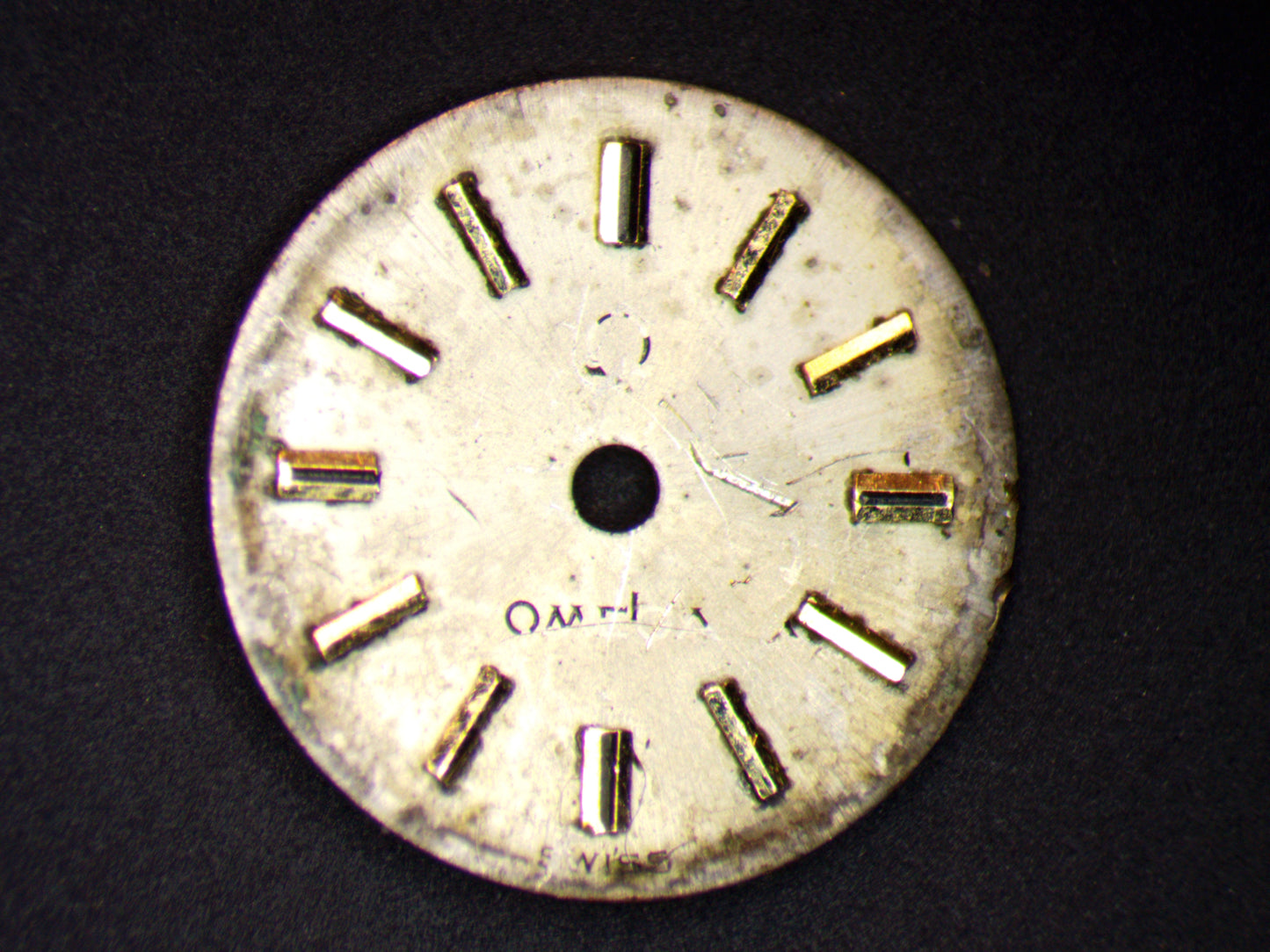 Omega Cal. 650 Dial 10.5mm with issues