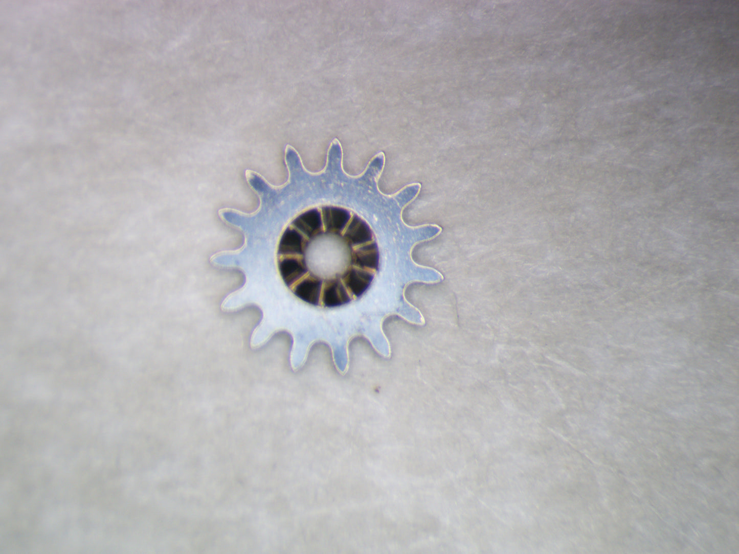 Longines 13L 0410 Winding pinion