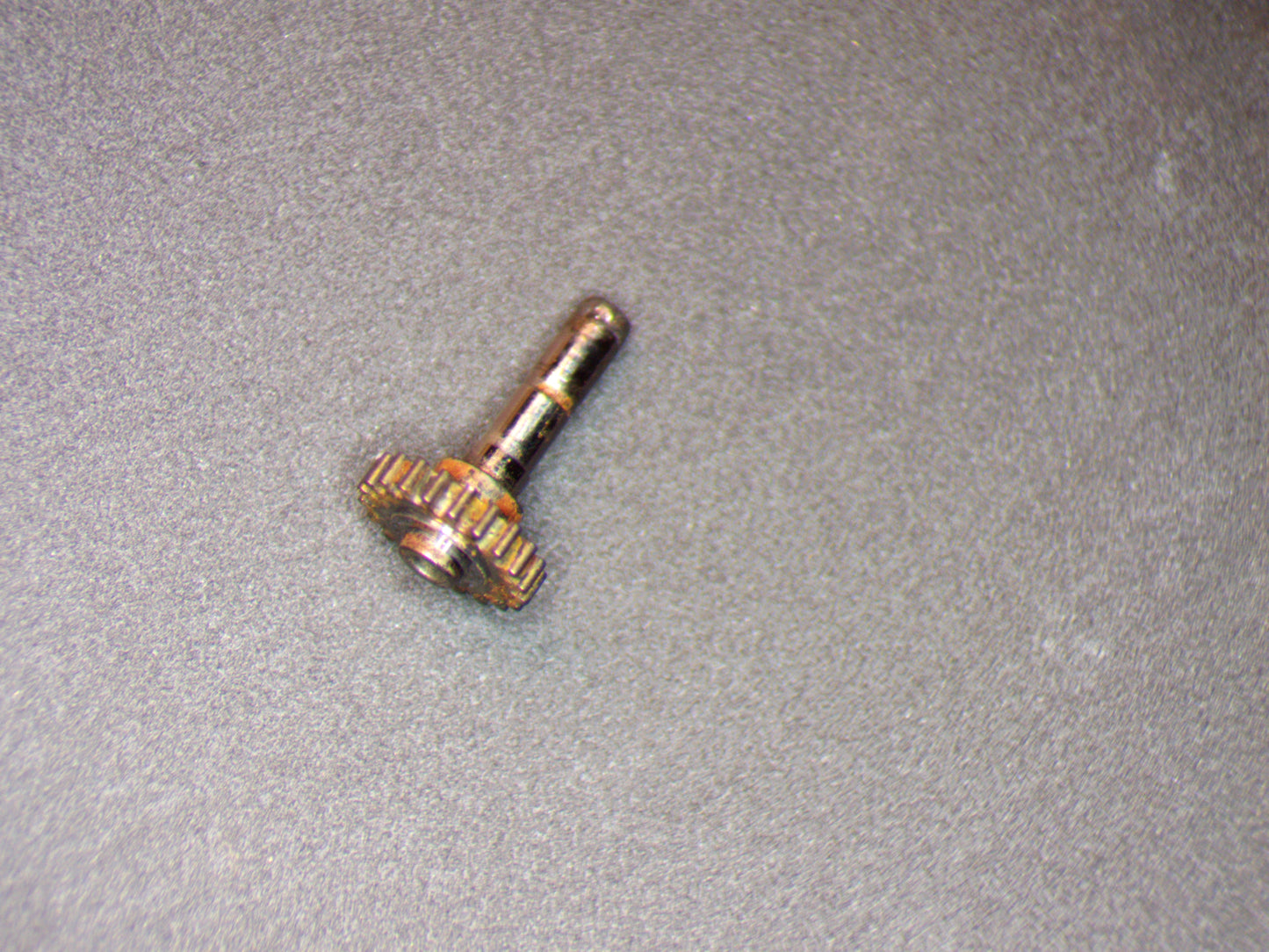 Rolex 3035 5011 Minute Pinion (only)