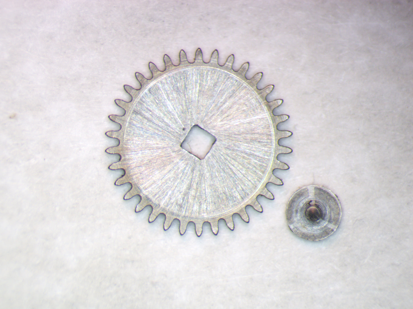 Longines 4LL 0415 Ratchet wheel w/screw