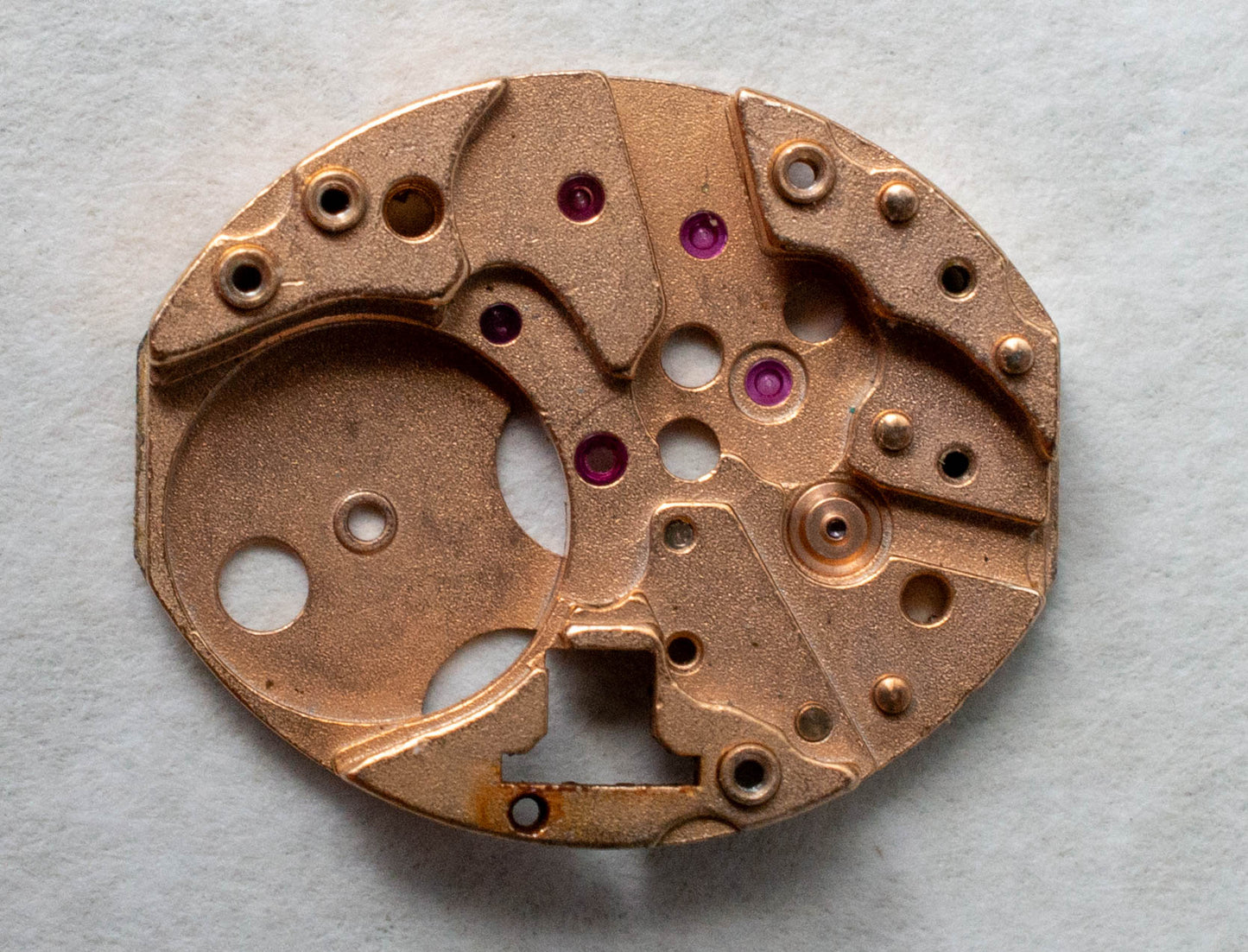 Omega 1100 0100 Main Plate, Good condition