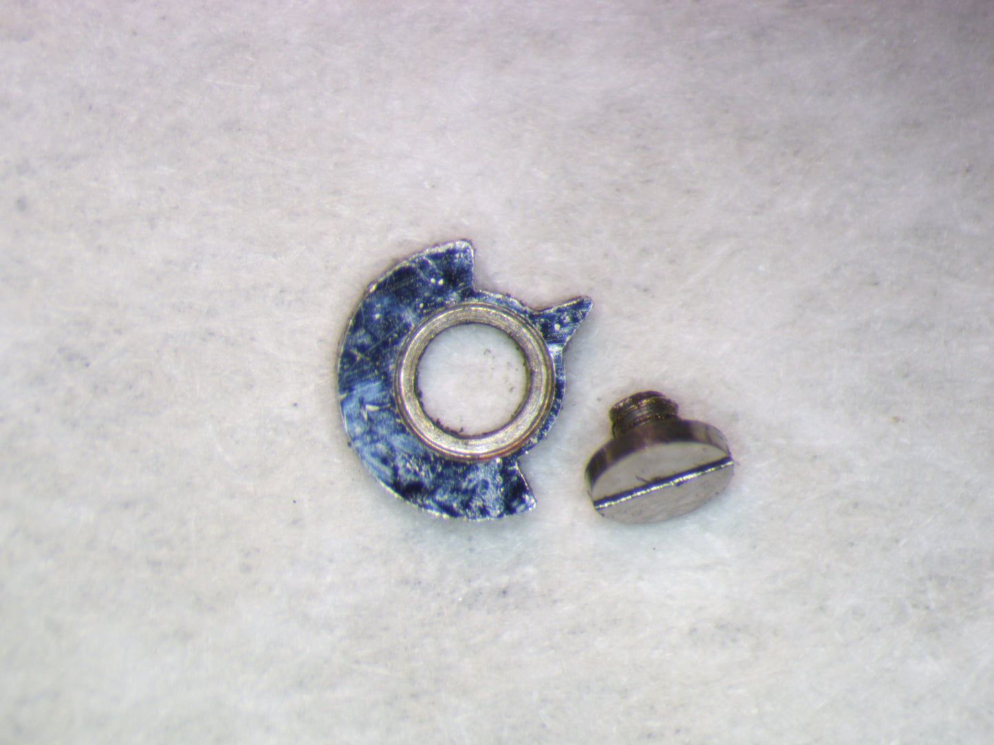 Omega Cal. 371 0425 Click w/screw