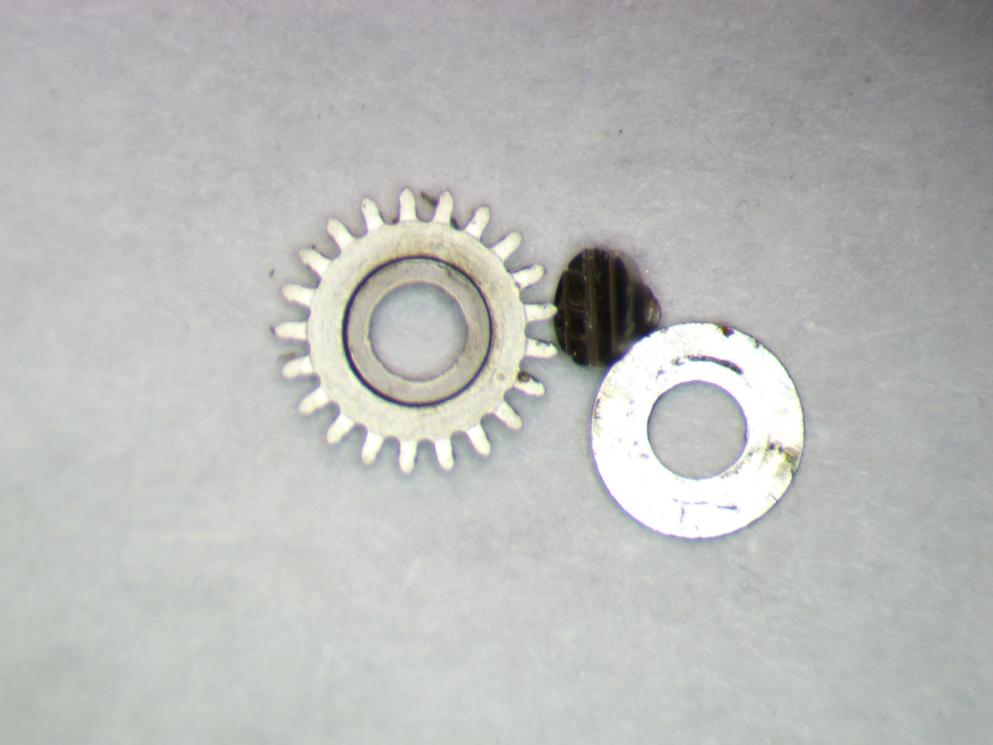 Rolex 1400 0420 Crown wheel w/screw
