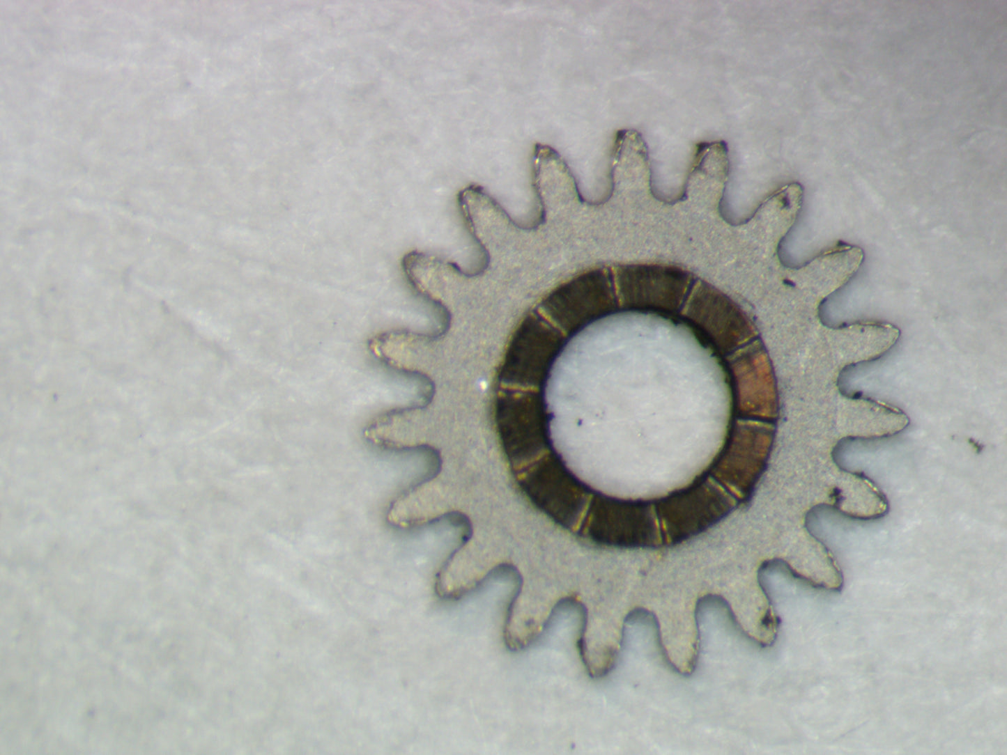 LeCoultre 845 0410 Winding pinion