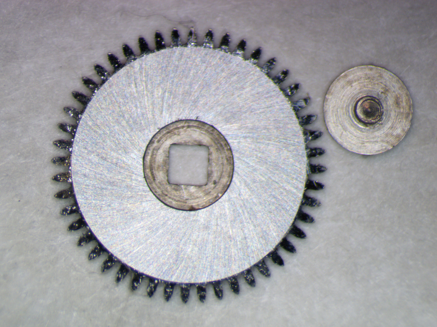 Girard-Perregaux 86 0415 Ratchet wheel w/screw