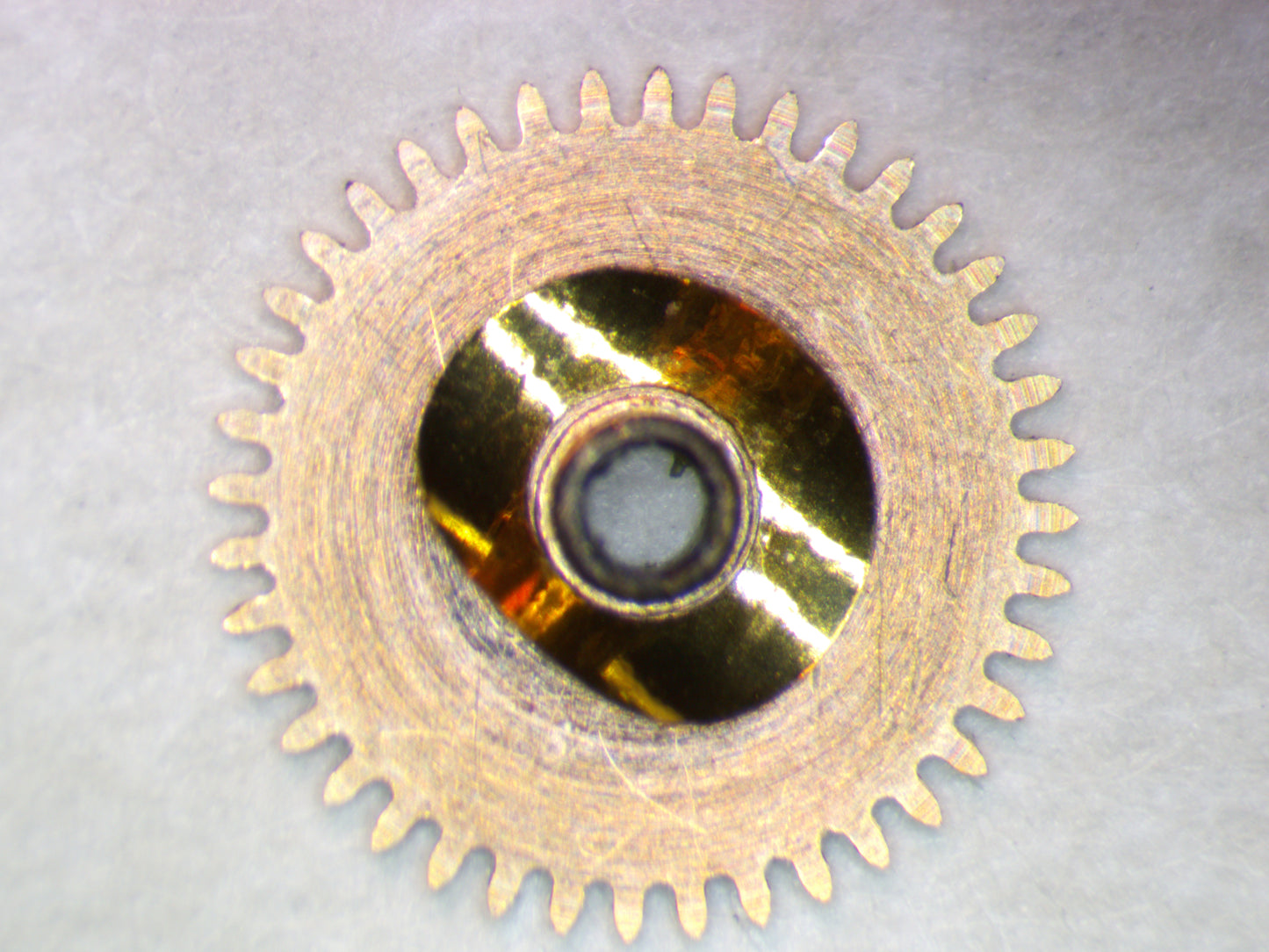 Omega 266 0255 Hour wheel w/washer