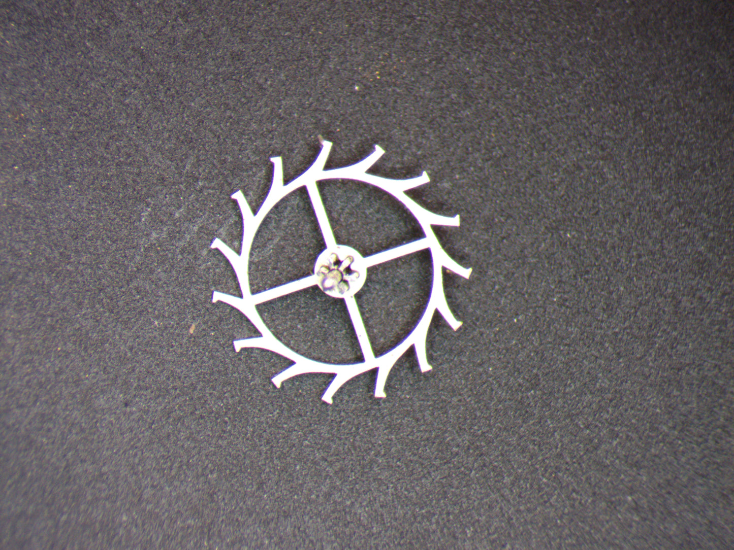 Girard-Perregaux 03 0705 Escape wheel and pinion