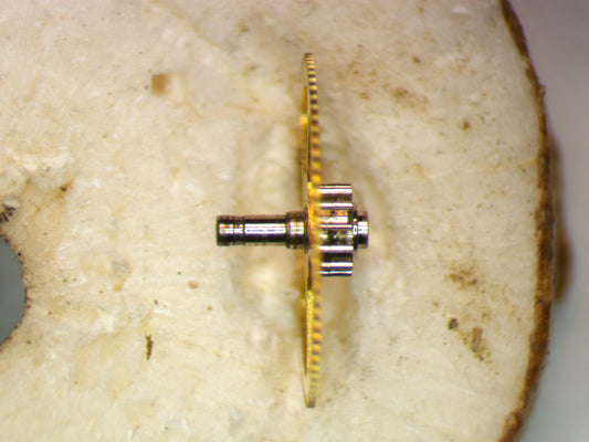 Seiko 6118A 224611 Center Wheel
