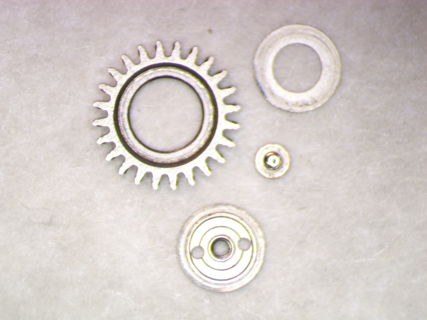 LeCoultre K840 0420 Crown wheel w/screw